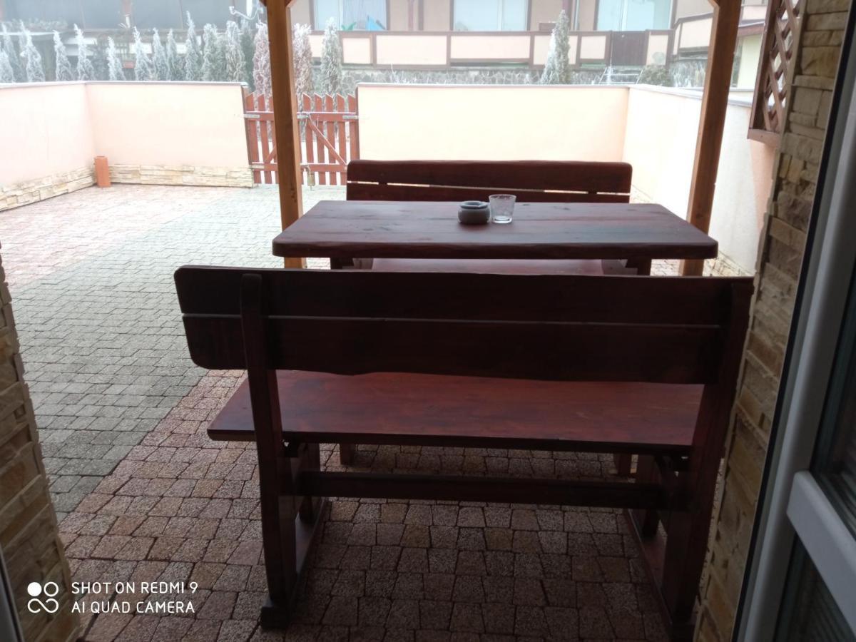 Apartman Baska Veľký Slavkov Buitenkant foto